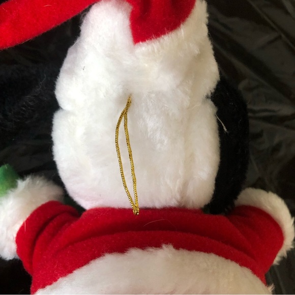 Christmas Santa Snoopy - How cute would this be sitting in your holiday display - Picture 14 of 16